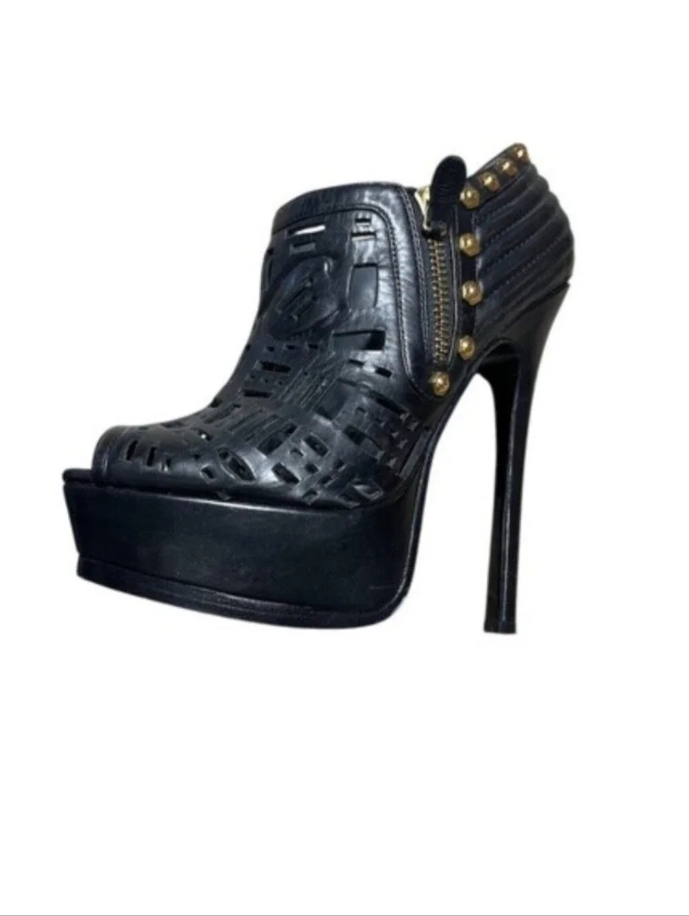 Monika Chiang bold black